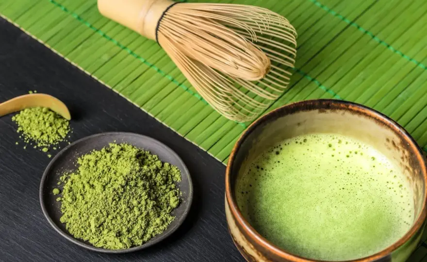 Matcha-Creme - So gelingt sie perfekt cremig & grün