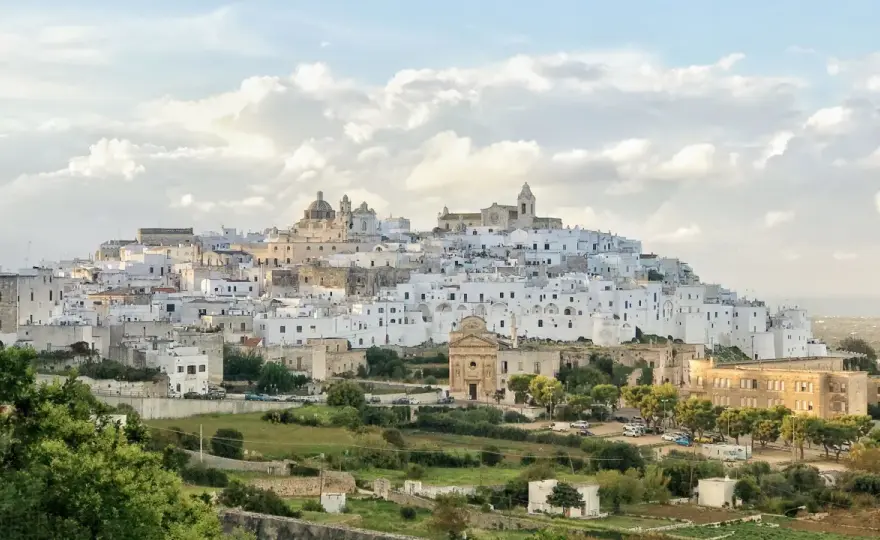 Choosing a Puglia Airport - Bari, Brindisi and More