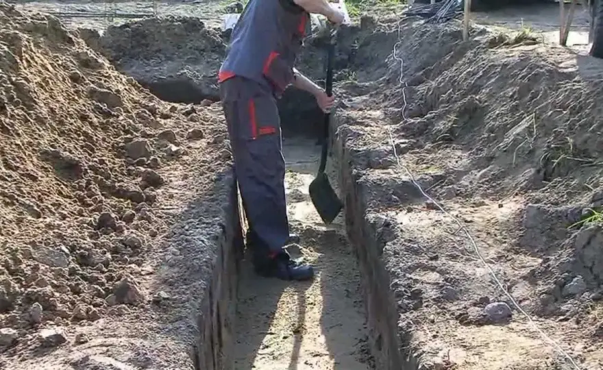 Jak zrobić fundament pod dom - krok po kroku bez błędów i kosztów