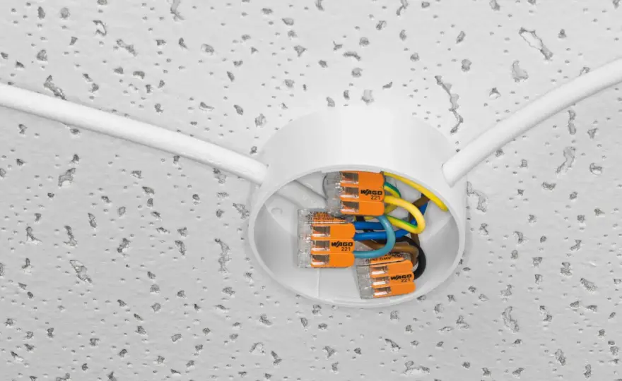 Wymiana instalacji elektrycznej bez kucia - Czy to ma sens?