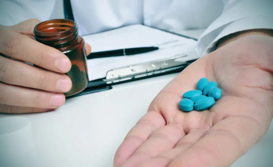 Ketoprofen a żołądek - Jak bezpiecznie go stosować?
