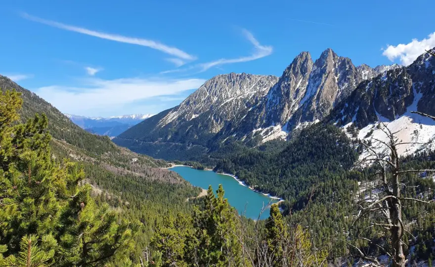 Cap Esterri - Tu Guía Segura para la Alta Montaña en Vall d'Àneu