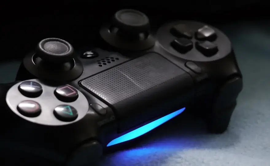 Jak podłączyć pada PS4 do PC? Kompletny poradnik krok po kroku