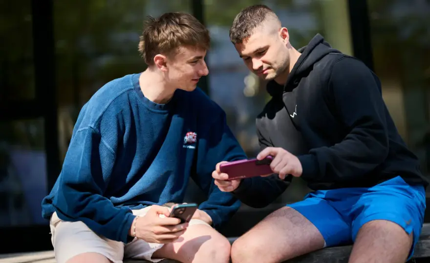 Jak przesłać zdjęcia z iPhone na Androida bez utraty jakości