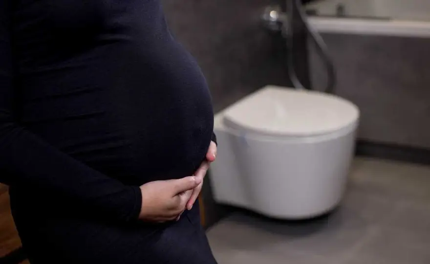 Urinvägsinfektion under graviditet - symtom, vård och behandling