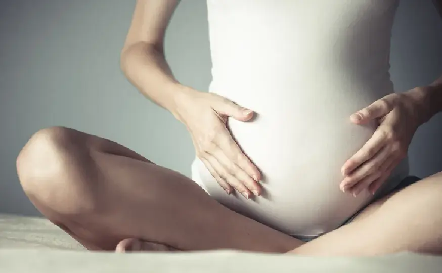 Kiedy jakie badania w ciąży? Sprawdź, aby uniknąć zagrożeń dla zdrowia.