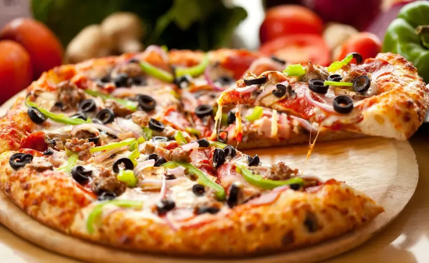 Dzień Pizzy - Dlaczego są dwie daty i jak zrobić idealną pizzę?