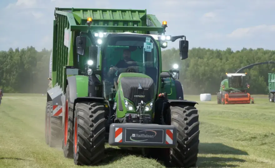 Niemiecki traktor: Jak wybrać model i efektywnie wykorzystać w pracy?