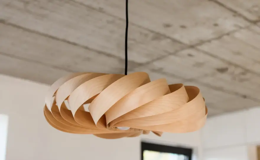 Lampa DIY - Zrób to sam! Proste pomysły i bezpieczne wykonanie