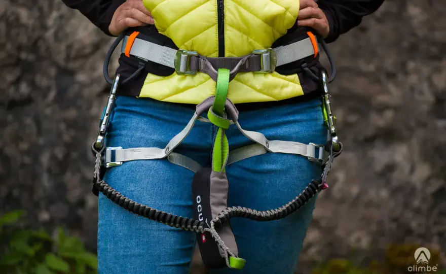 Lonża via ferrata - wybór, przepinanie i kontrola sprzętu
