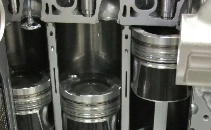 2-Takt vs. 4-Takt Motor: Welcher ist der richtige für dich?