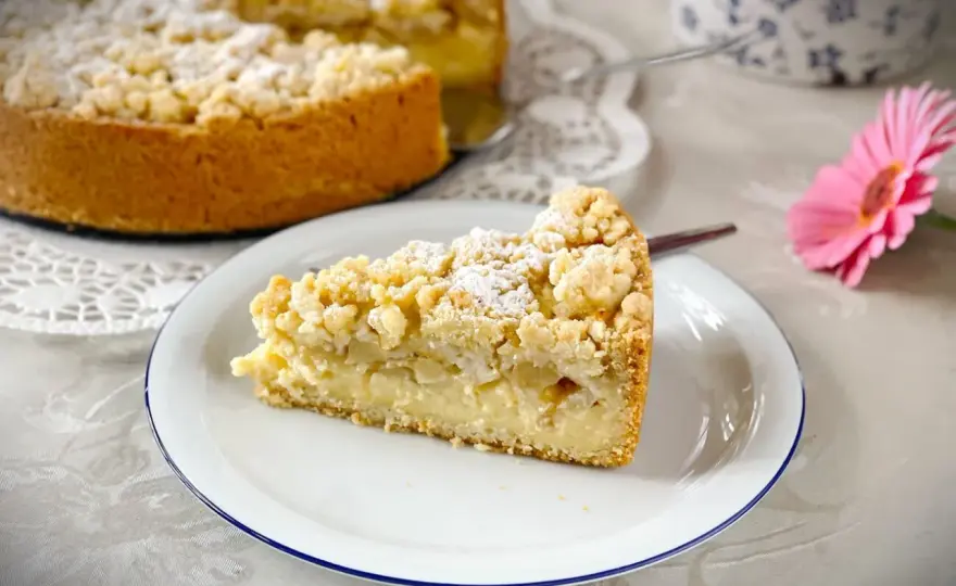 Apfelkuchen mit Pudding - So gelingt der Klassiker perfekt!