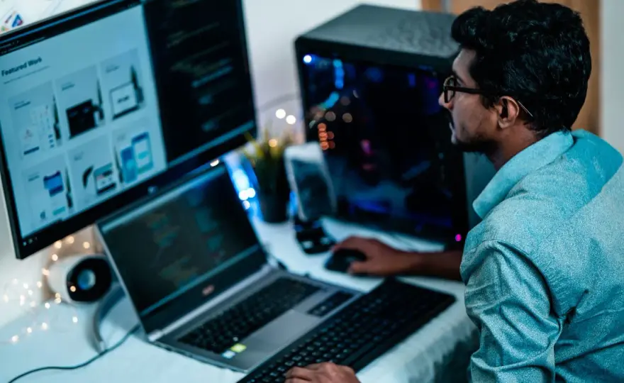 Quelle distance entre les yeux et l’écran PC ?
