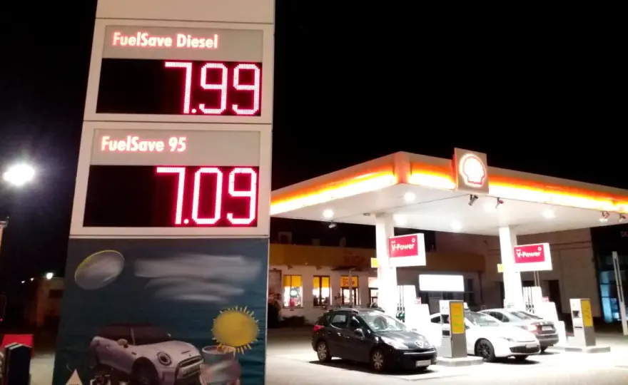 Ile kosztuje paliwo diesel? Sprawdź ceny i uniknij wysokich kosztów