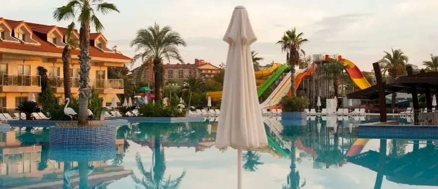 Biuro podróży może zmienić hotel, co musisz wiedzieć, aby się bronić