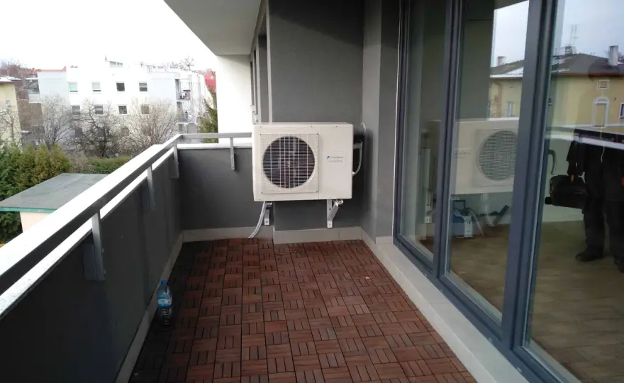 Klimatyzacja w bloku: Jak wybrać i zamontować bez problemów?