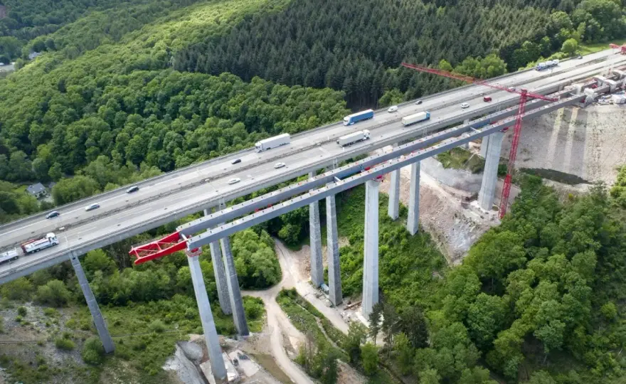 Beton C30/37 - wysoka wytrzymałość. Czy to dla Twojej budowy?