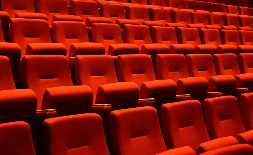 Najlepsze miejsca w teatrze - Gdzie usiąść, aby widzieć najlepiej?