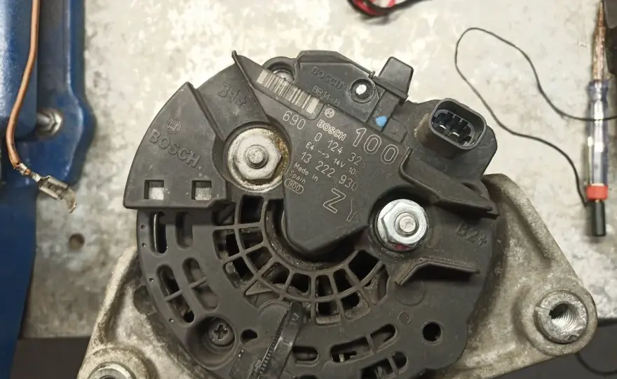 Podłączenie alternatora Bosch - Jak nie pomylić zacisków?