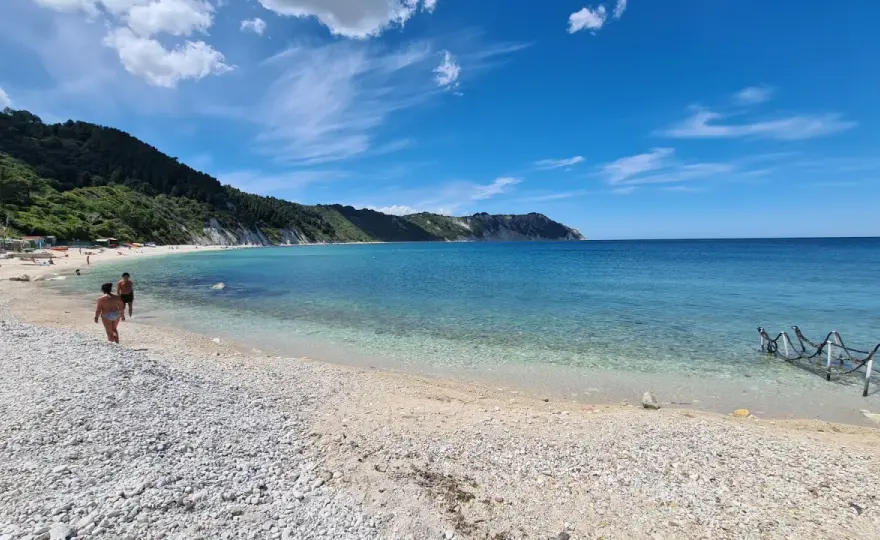 Baia di Portonovo - Guida completa per una giornata perfetta
