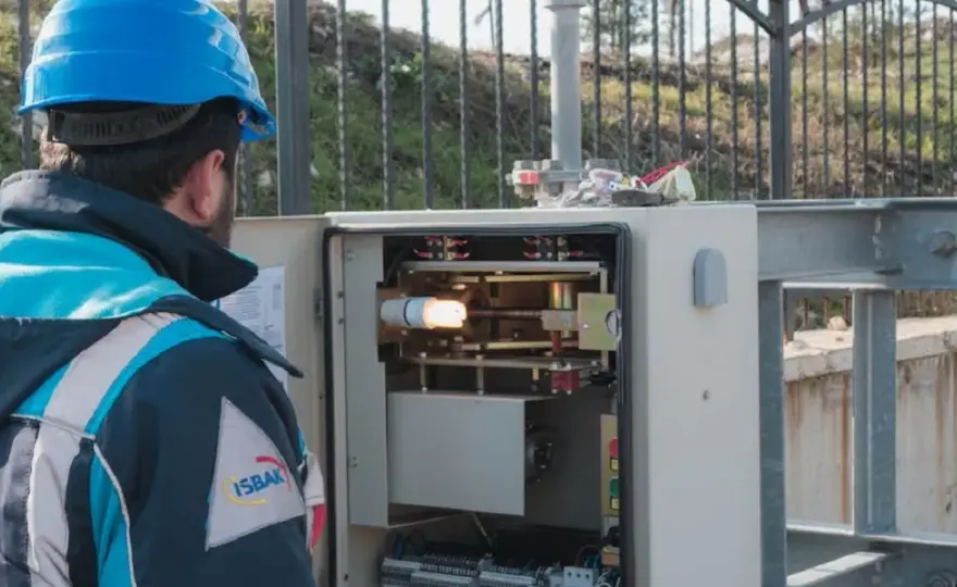 Elektryk – czym się zajmuje i jakie ma obowiązki w pracy?