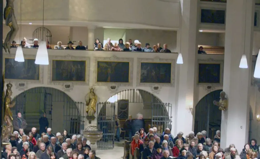 Stadtkirche Wolfratshausen - Dein Guide zu Kirchen & Angeboten