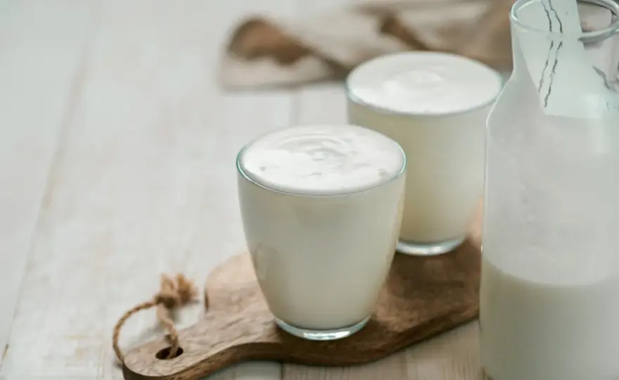 Czy kefir tuczy? Prawda o odchudzaniu i zdrowiu jelit!