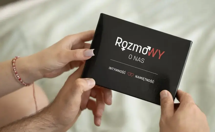 Pikantne rozmowy z dziewczyną: pomysły na głębszą intymność