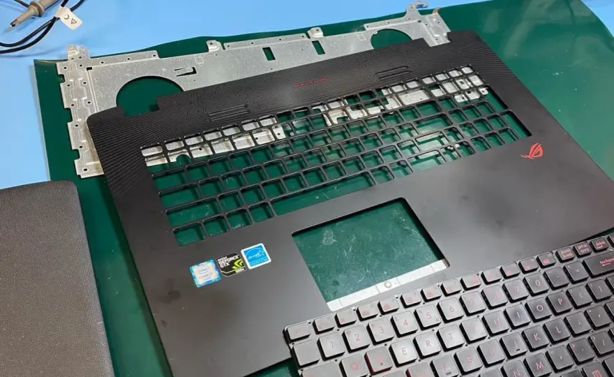 Wymiana klawiatury w laptopie - Ile to kosztuje?
