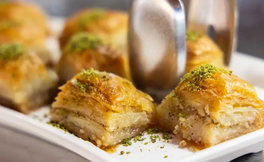 Baklava - Så får du den frasig och perfekt varje gång