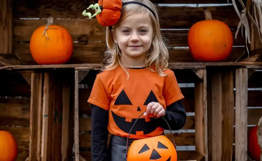 Halloween DIY: Strój dla dziecka z domu? Proste i efektowne!