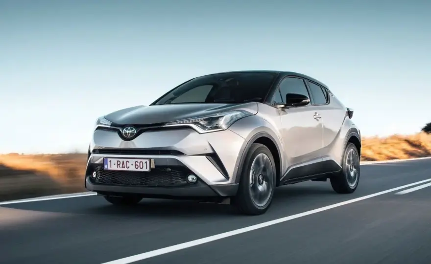 Toyota C-HR - Opinie, wady i zalety. Czy to auto dla Ciebie?