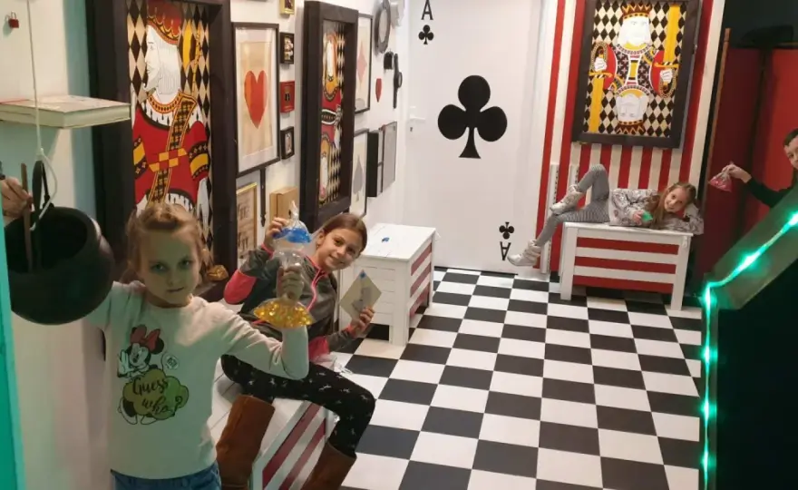 Jak zrobić escape room dla dzieci: kreatywna zabawa w domu