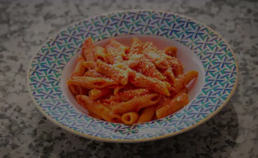 Penne pomodoro – łatwy przepis na idealny sos pomidorowy