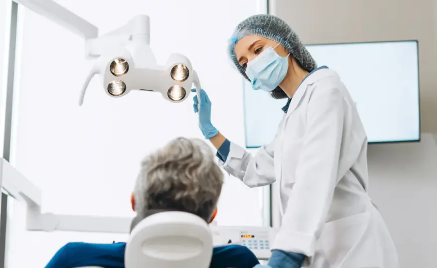 L4 od dentysty? Tak! Kiedy i na ile dni? Pełne zasady zwolnień