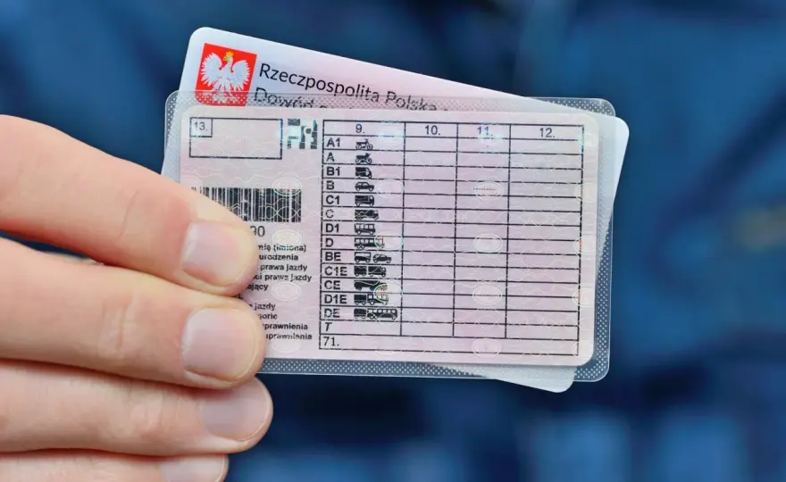 Prawo jazdy na motor ile lat? Sprawdź minimalne wymagania wiekowe