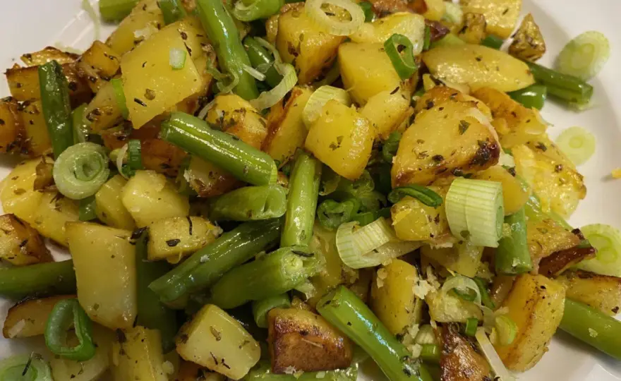 Kartoffel-Bohnen-Pfanne - So gelingt sie knusprig statt matschig