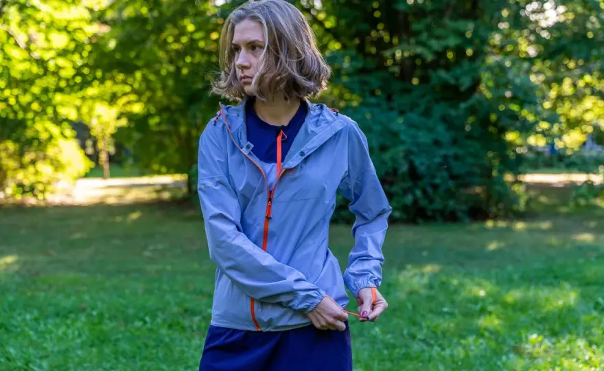 Membrana 10 000 mm - Czy to wystarczy? Prawda o wodoodporności