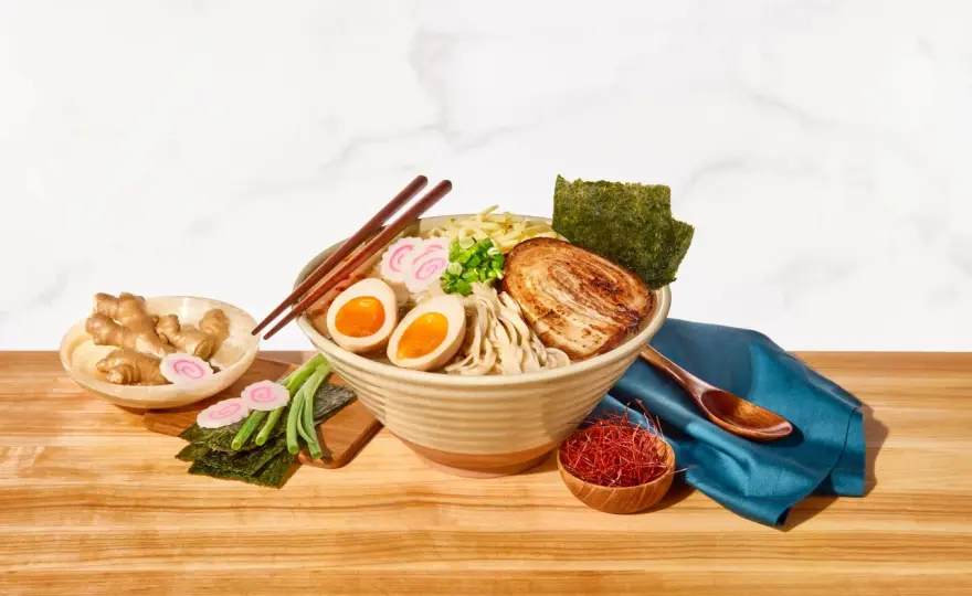 Jak smakuje ramen? Od umami po Tonkotsu Twój pierwszy kęs!