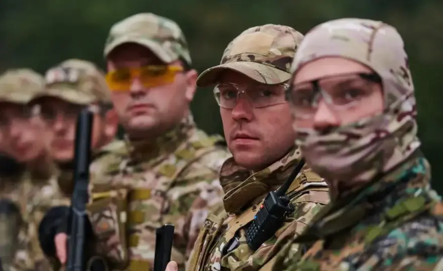 Starszy szeregowy specjalista - awans za fachowość, nie staż!