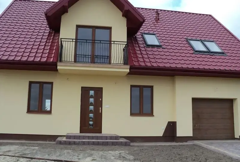 Elewacja Ceresit Kalahari 1: Trwały tynk silikatowo-silikonowy