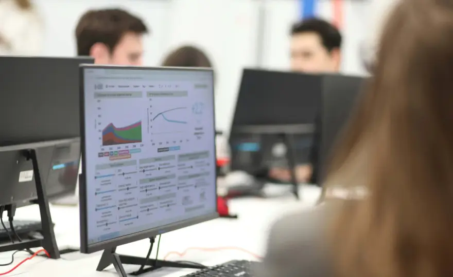 Studia ekonomiczne - czy warto? Sprawdź program i perspektywy pracy