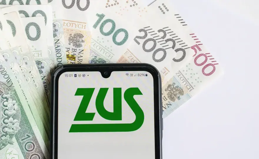 Kiedy ZUS wypłaca 13 emeryturę? Sprawdź terminy i kwoty!