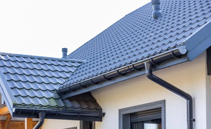 Dachówka ceramiczna - Ile kosztuje metr? Realna wycena!