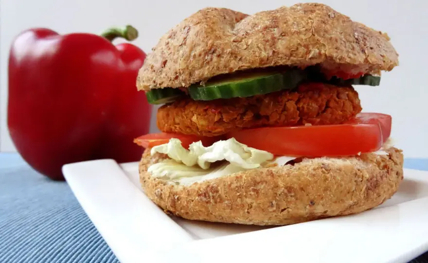 Kotlet z ciecierzycy do burgera - Przepis, który działa!
