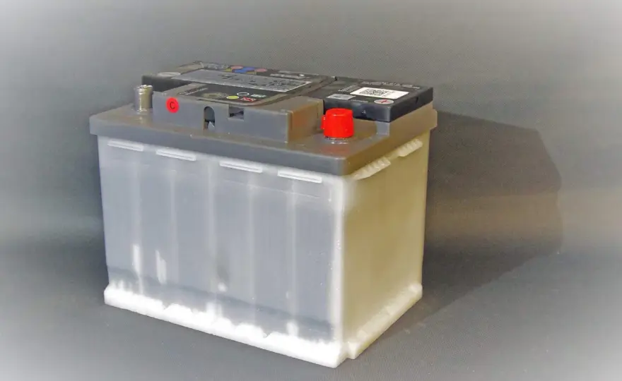Autobatterien richtig lagern - Regeln für Werkstatt und Betrieb