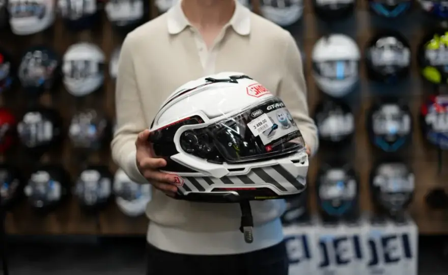 Kask motocyklowy: Jakiej firmy wybrać? Ranking i porady eksperta.