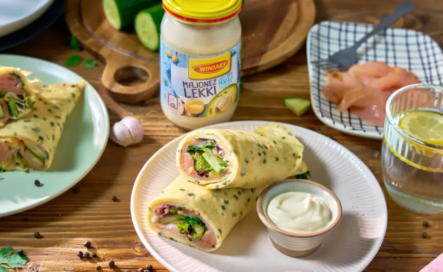 Tortilla z serka wiejskiego - przepis na szybki obiad