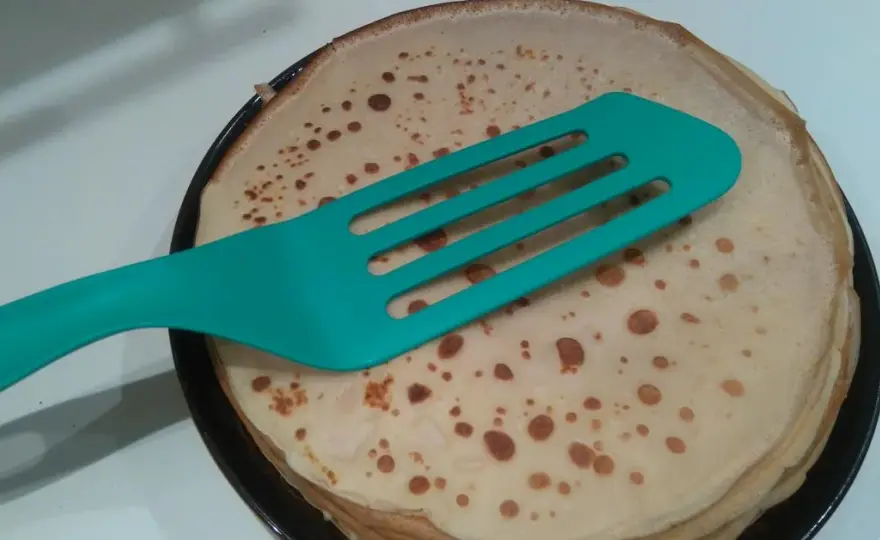 Naleśniki w Thermomixie? Oto niezawodny przepis na idealny efekt