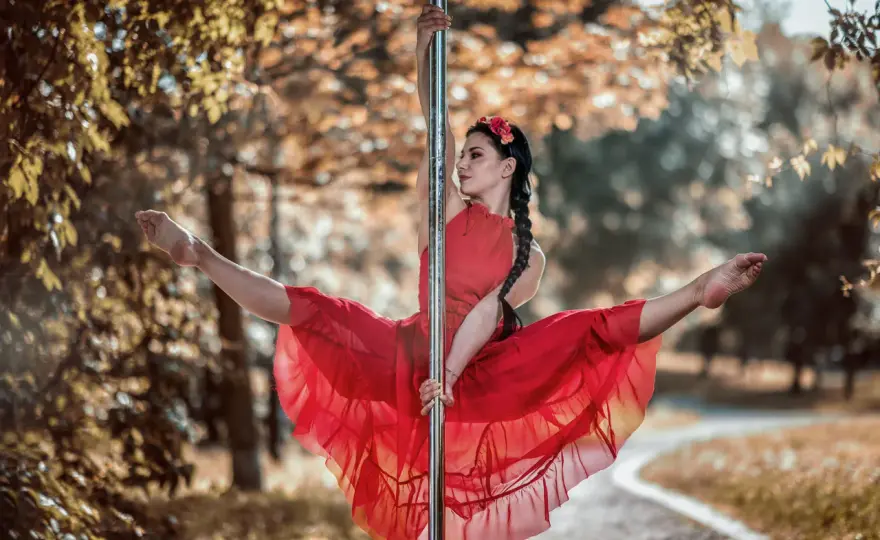 Pole dance dla początkujących - Jak wybrać dobry kurs?